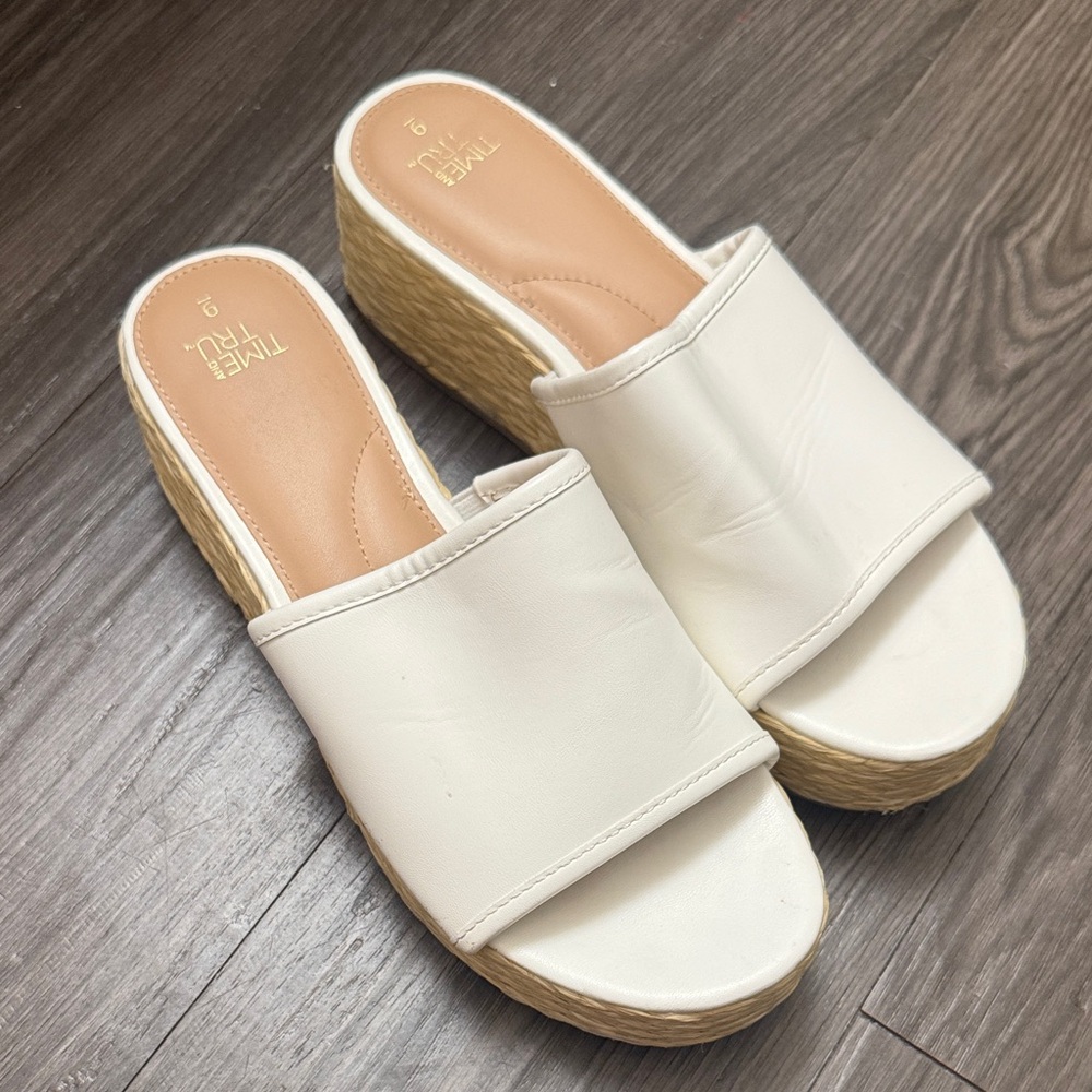 Time and Tru Cream Wedge Slides